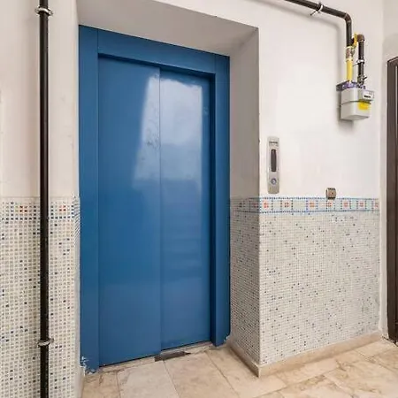 Big Jacuzzi • Sea View • Pool Access 50m דירה אנטליה