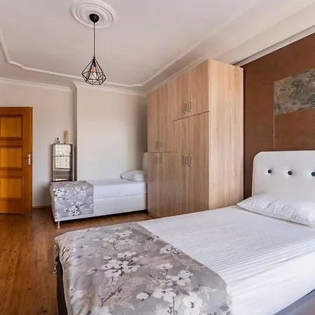 Big Jacuzzi • Sea View • Pool Access 50m דירה